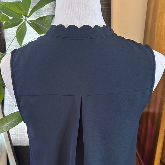 Sleeveless Black Women's Top - Picture 6 of 6